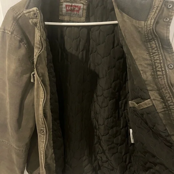 Levi's Men's Military Green Field Jacket - Picture 6 of 8